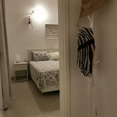 Melanouri Apartments, Samson & Minos Apartment