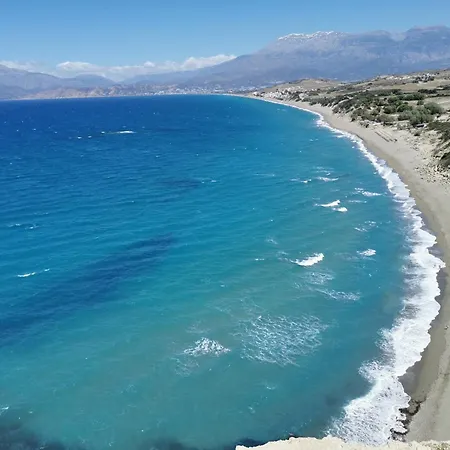 Melanouri Apartments, Samson & Minos *