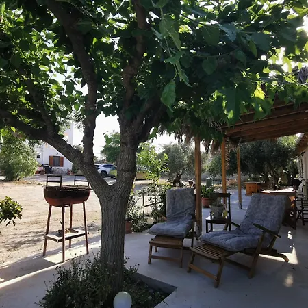 Apartment Melanouri Apartments, Samson & Minos